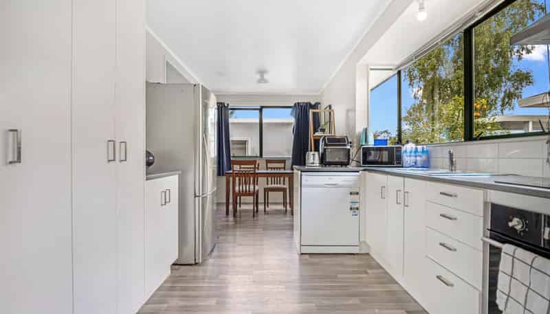 27e Breckons Ave, Nawton