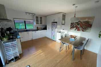 28 Goodwood Drive, Goodwood Heights