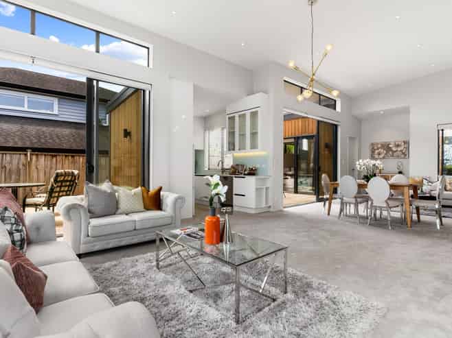 36 Matahae Drive, Flat Bush