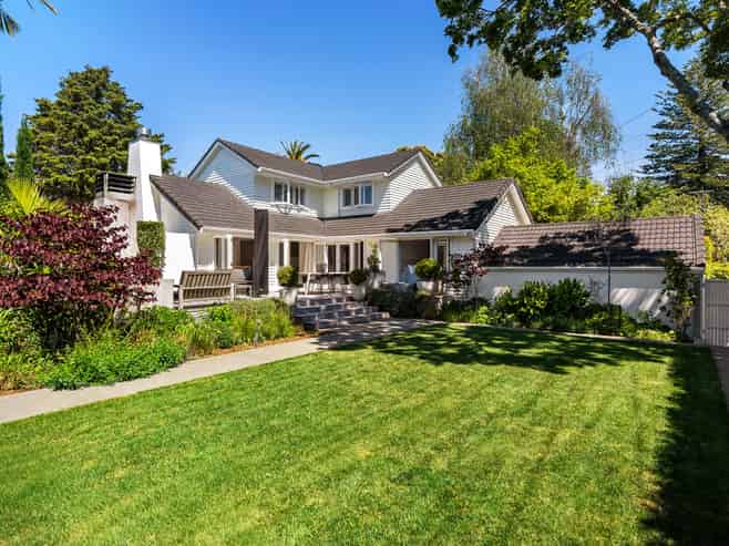 2 Crown Lane, Remuera