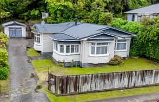 13 Lydia Street, GREYMOUTH