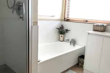 10 Ngatiawa Street, One Tree Hill