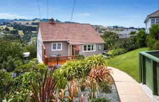 114 District Road, Green Island