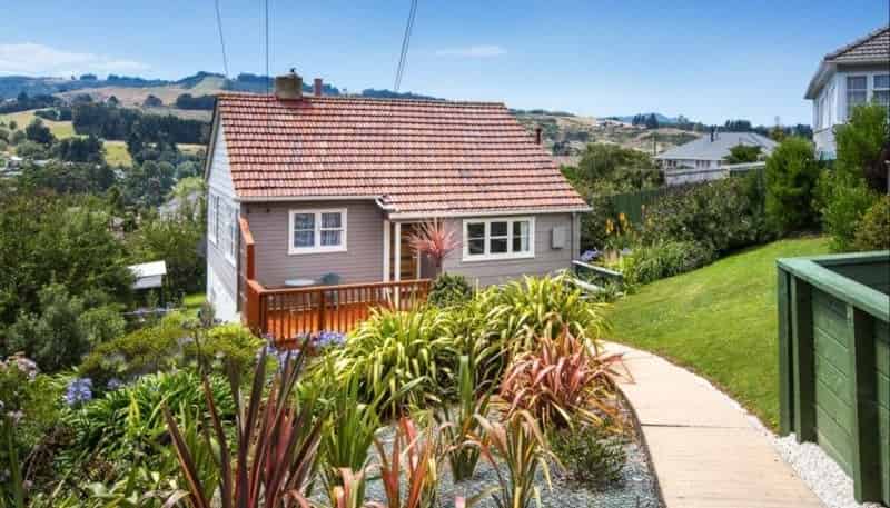 114 District Road, Green Island