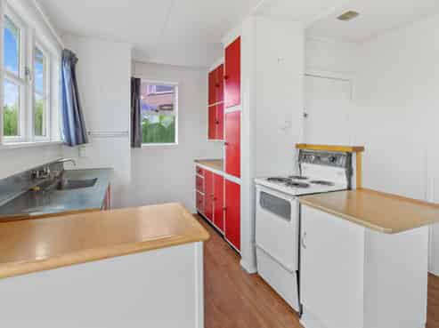 114 District Road, Green Island