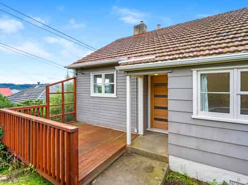 114 District Road, Green Island