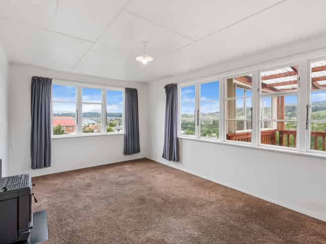 114 District Road, Green Island