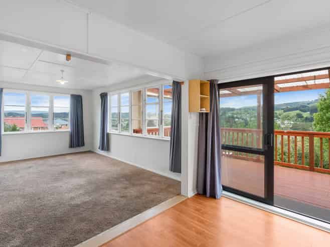 114 District Road, Green Island