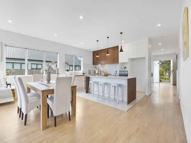 4 Twin Parks Rise, Papakura