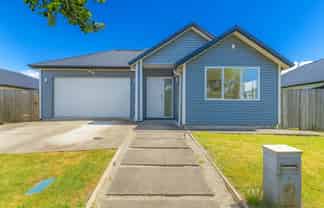 4 Twin Parks Rise, Papakura