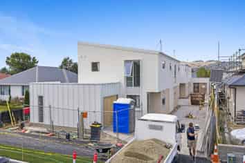 2-3/36 Evesham Crescent, Spreydon