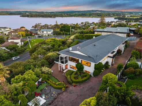 7 Pounamu Place, Cockle Bay
