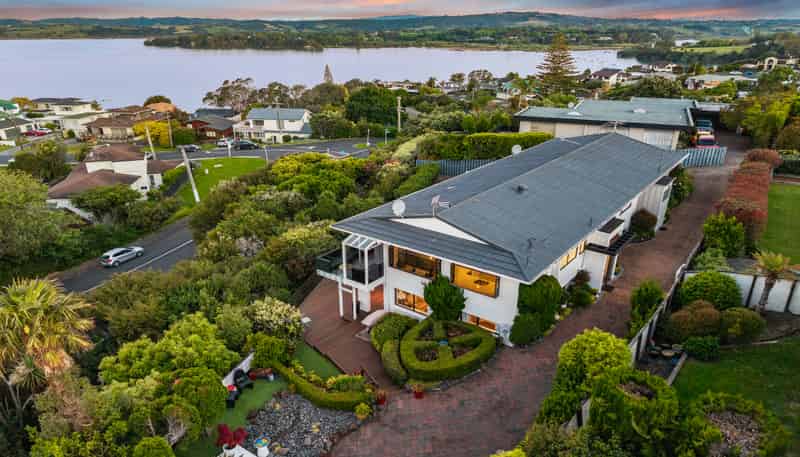 7 Pounamu Place, Cockle Bay