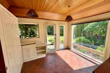 9A Desmond Street, Merivale