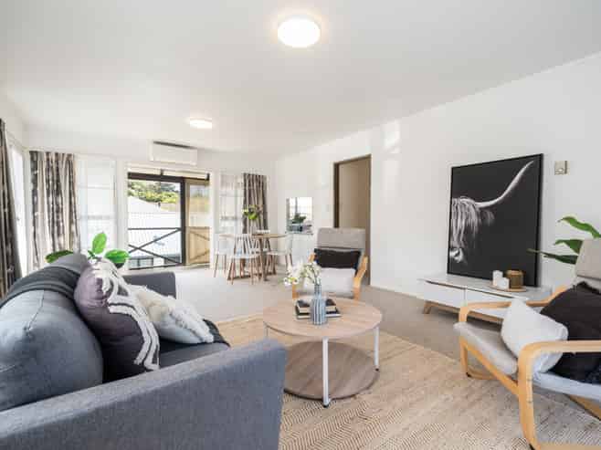 4B Earp Street, Johnsonville