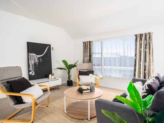 4B Earp Street, Johnsonville