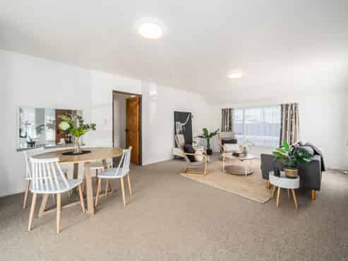 4B Earp Street, Johnsonville