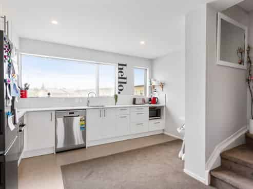 5/11 Ray Small Drive, Papakura