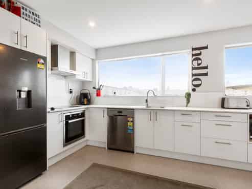 5/11 Ray Small Drive, Papakura