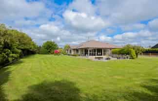 167 Pharazyn Street, Feilding