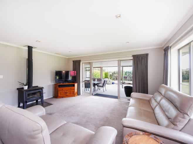 167 Pharazyn Street, Feilding