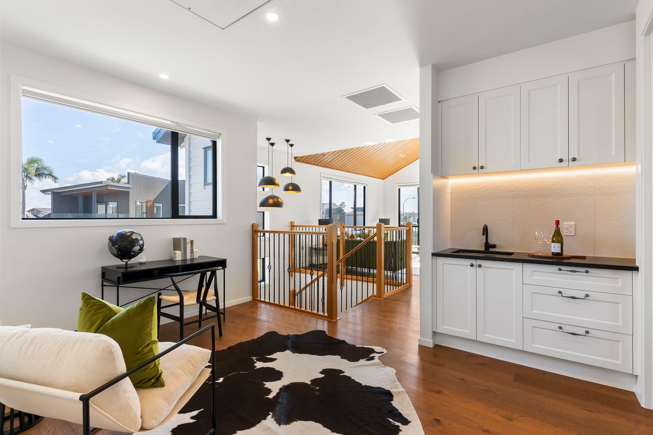 Scott Point's Grand Coastal Home - Ansicht 5