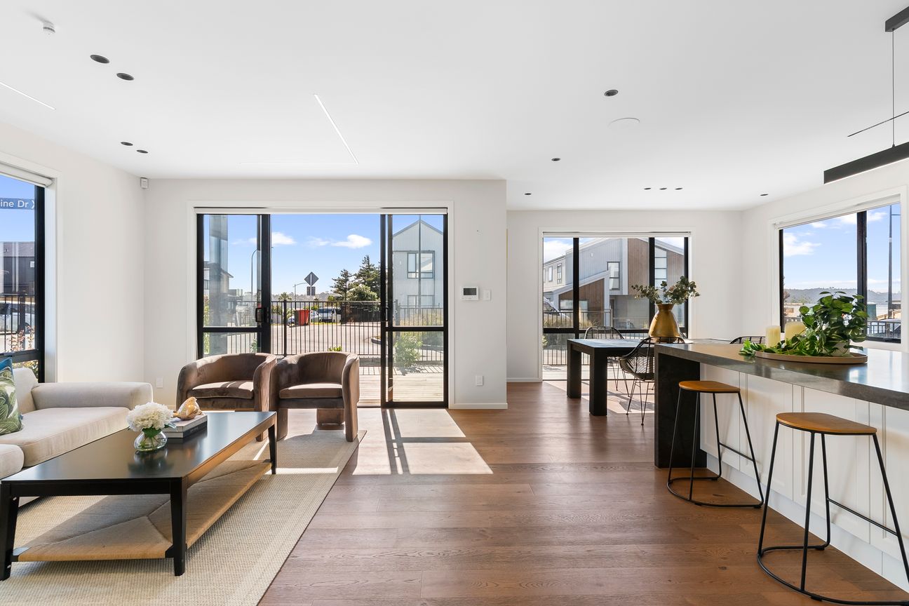Scott Point's Grand Coastal Home - Ansicht 3