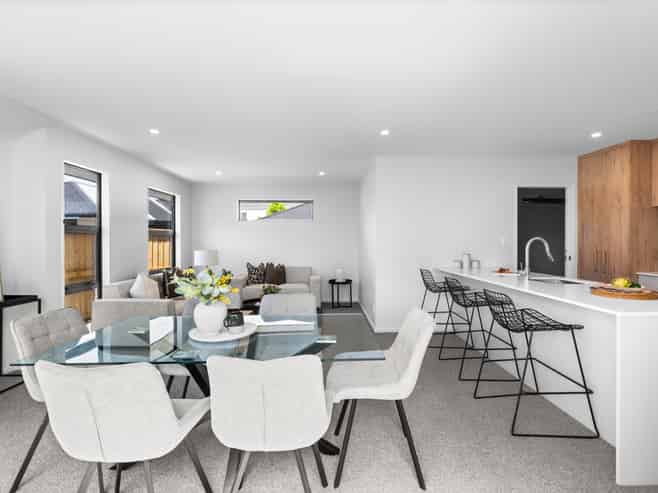 2/92 Claridges Road, Casebrook