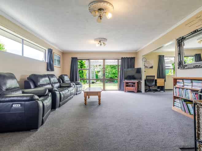 70 Fairview Avenue, Feilding