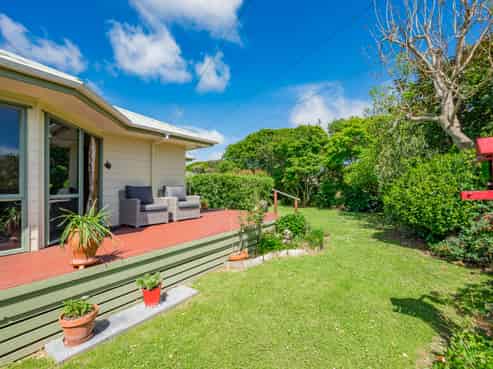 9 Hurworth Grove, Waikanae