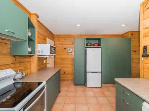 9 Hurworth Grove, Waikanae