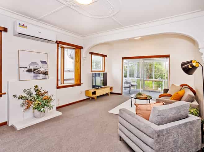 71 Dome Street, Newfield