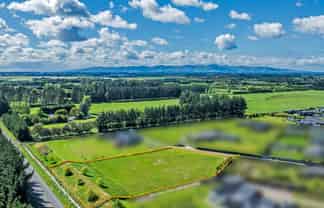 67 Silver Peaks Drive, WEST MELTON