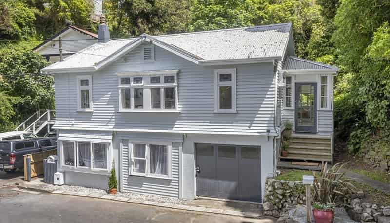 23 Laura Avenue, Brooklyn