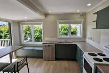 33 Withers Road, Glen Eden