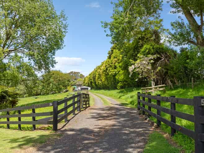 56 Clark And Denize Road, Pukekawa