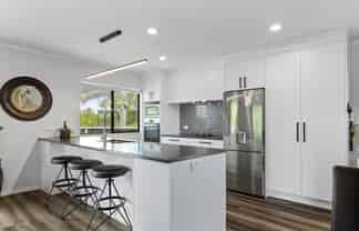 56 Clark And Denize Road, Pukekawa