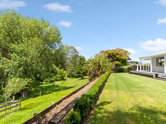 56 Clark And Denize Road, Pukekawa