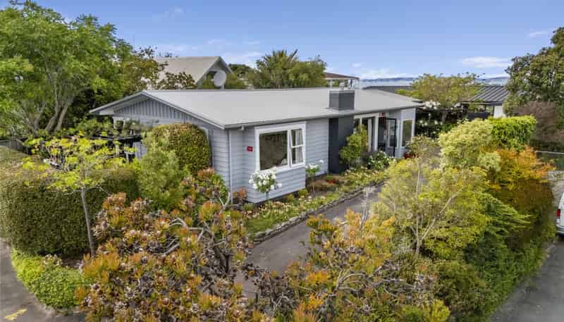 15A Enfield Road, Hospital Hill