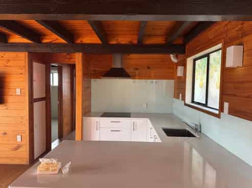 197 Henderson Valley Road, Henderson