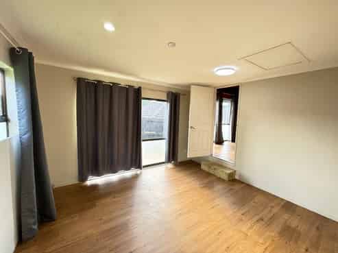 197 Henderson Valley Road, Henderson