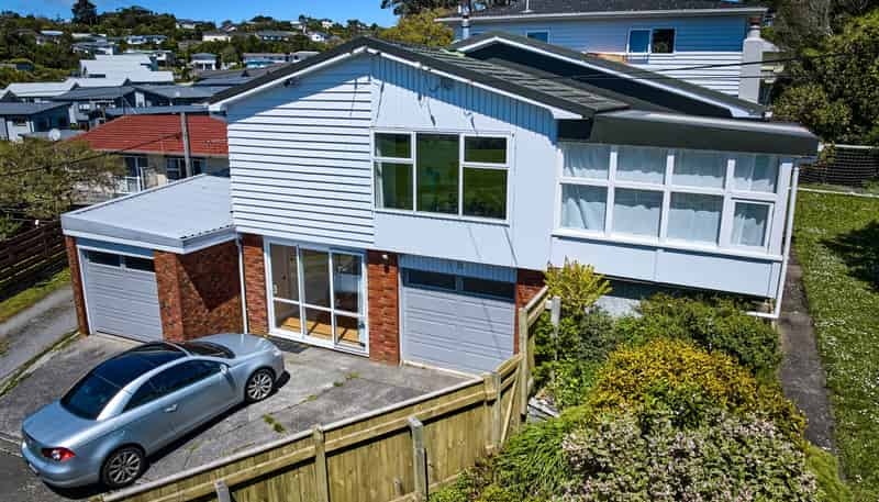 18 Robert Street, Newlands