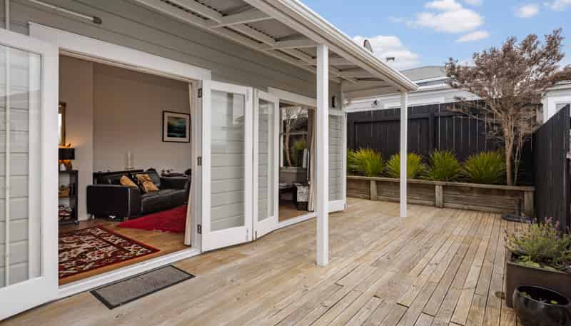 6 Millward Street, Newtown