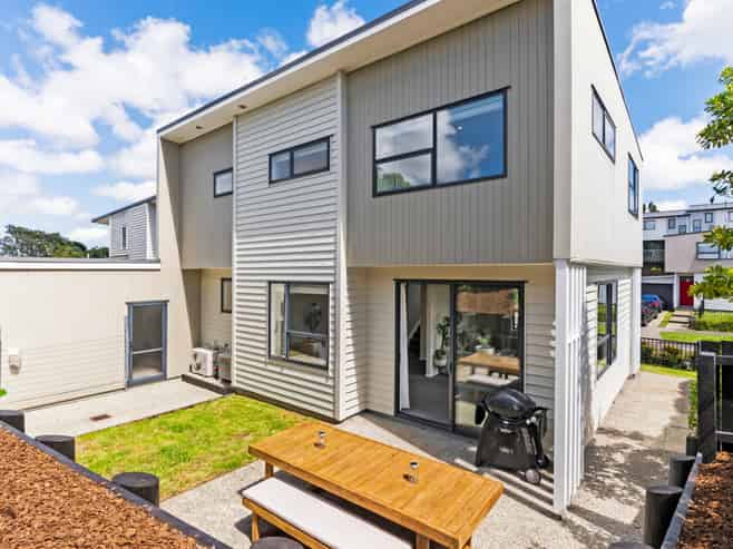 106 Castledine Crescent, Glen Innes