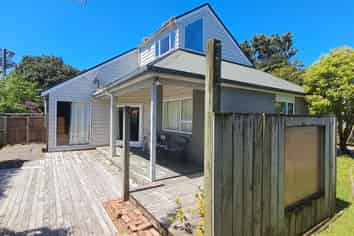 10 Golf Links Road, Carters Beach