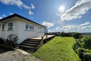 208 Mount Stewart Halcombe Road, Feilding