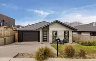 67 Bannister Street, Hanley's Farm, Jacks Point