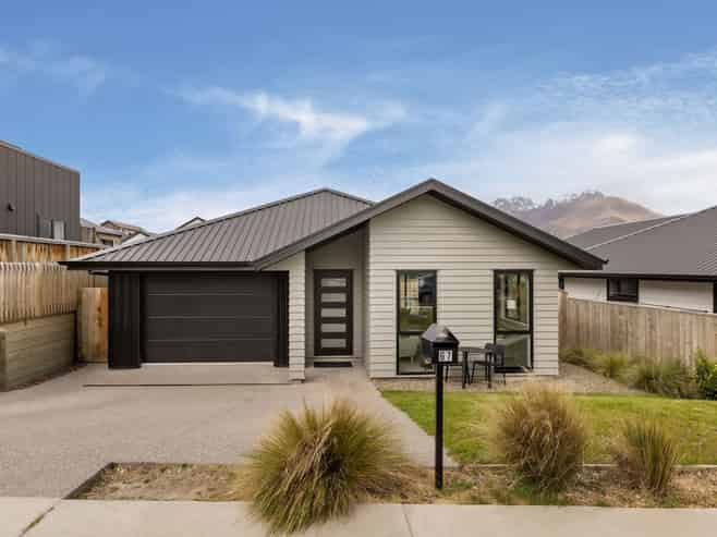 67 Bannister Street, Hanley's Farm, Jacks Point