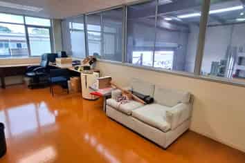 EXCEPTIONAL 373M² INDUSTRIAL UNIT

 
