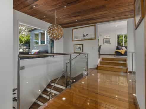 13 Karekare Road, Raumati South